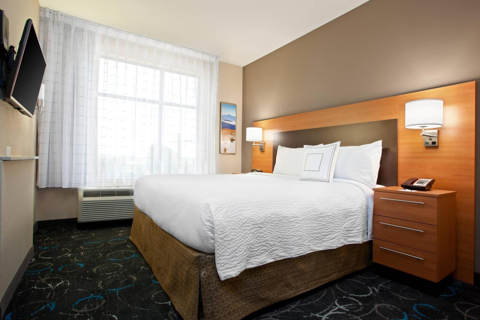 Towneplace Suites By Marriott Carlsbad Extérieur photo