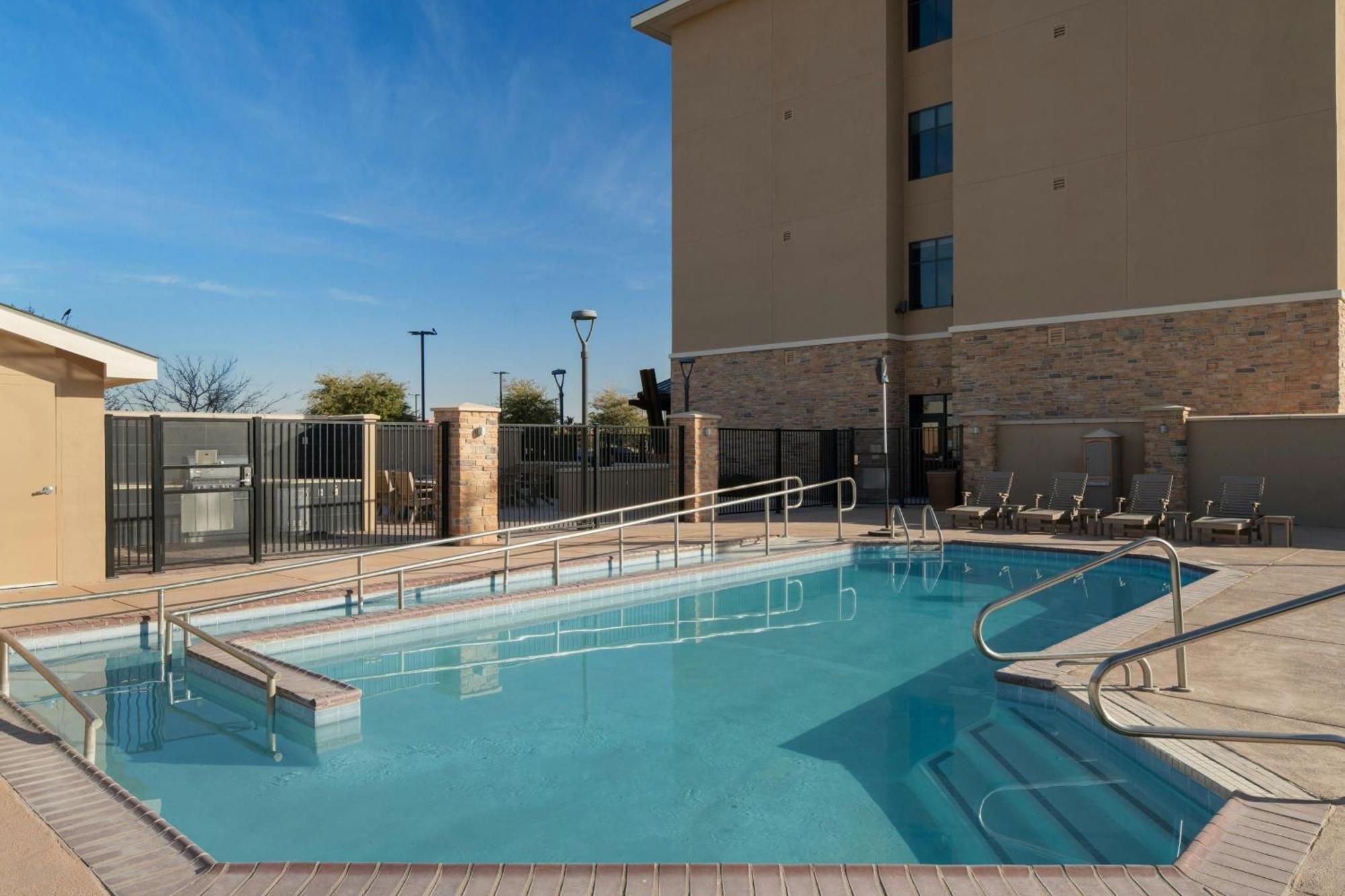 Towneplace Suites By Marriott Carlsbad Extérieur photo